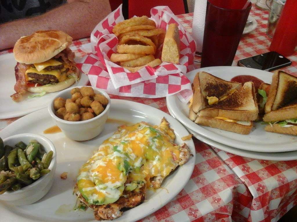 Mels Country Cafe | 24814 Stanolind Rd, Tomball, TX 77375, USA | Phone: (281) 255-6357
