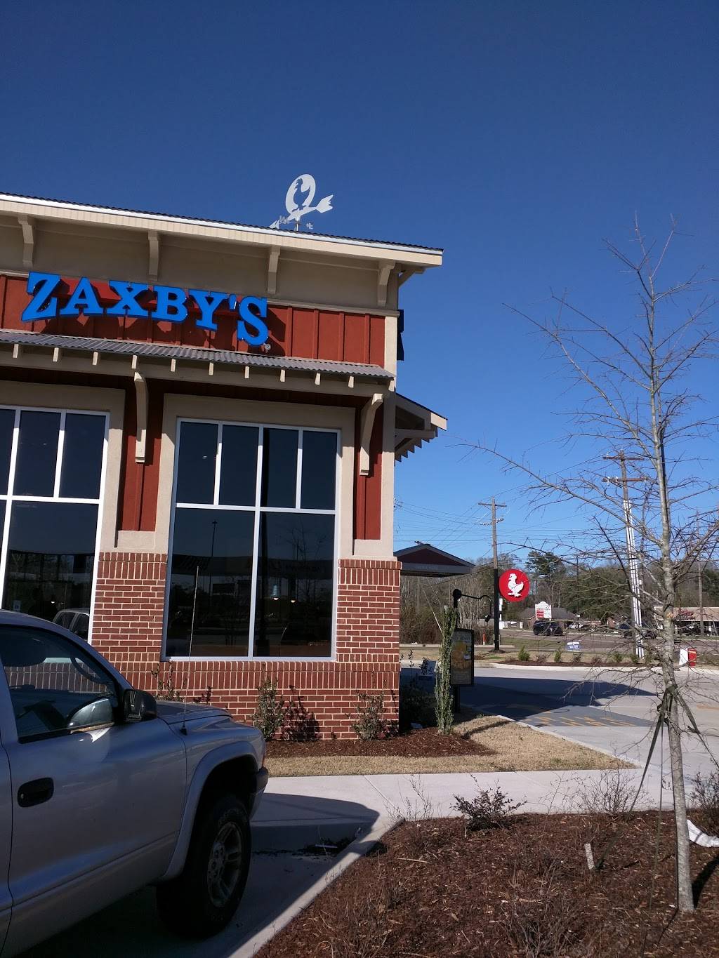 Zaxbys Chicken Fingers & Buffalo Wings | 34071 LA-16, Denham Springs, LA 70706 | Phone: (225) 667-2717