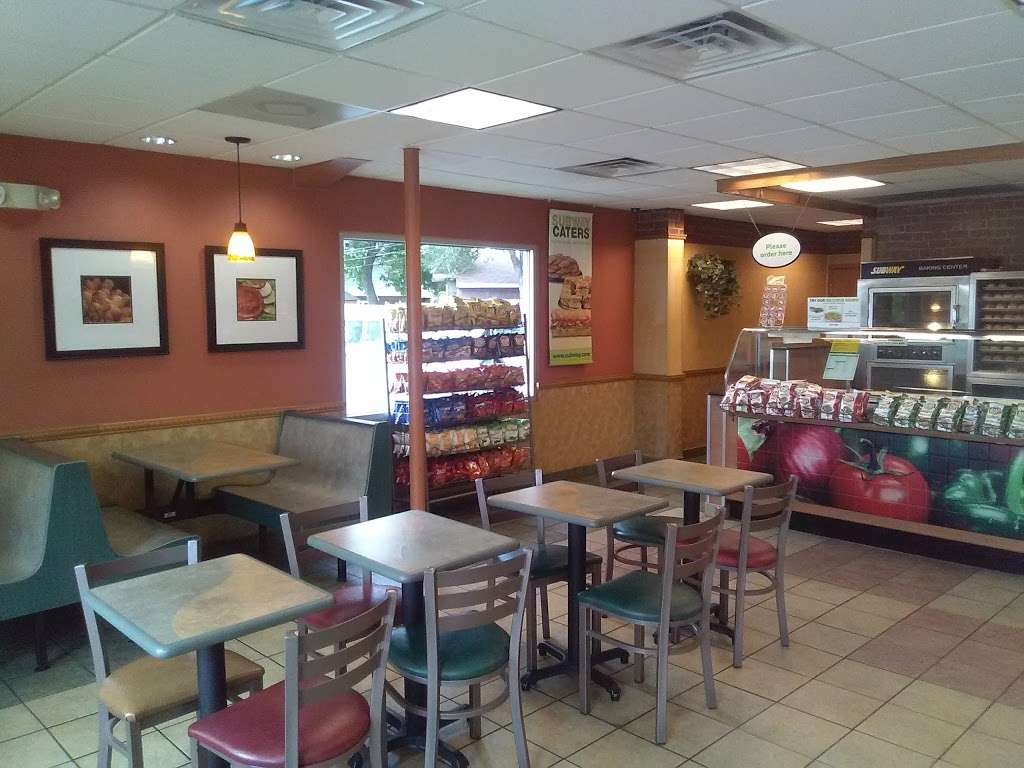 Subway Restaurants | 1451 Indianapolis Blvd, Whiting, IN 46394, USA | Phone: (219) 659-6559