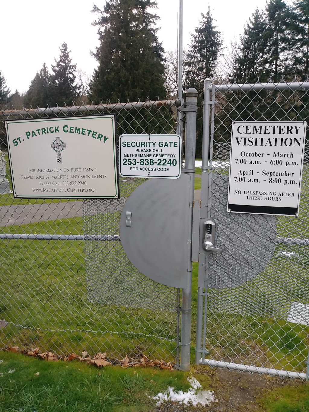 Saint Patricks Cemetery | S. 204 St. and, Orillia Rd S, Kent, WA 98032, USA | Phone: (253) 838-2240