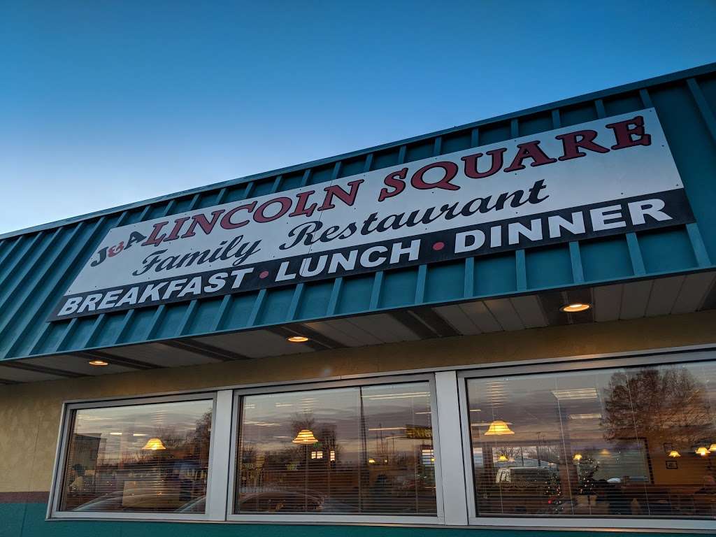 Lincoln Square Family Restaurant | 1514 IN-37, Elwood, IN 46036, USA | Phone: (765) 557-0009