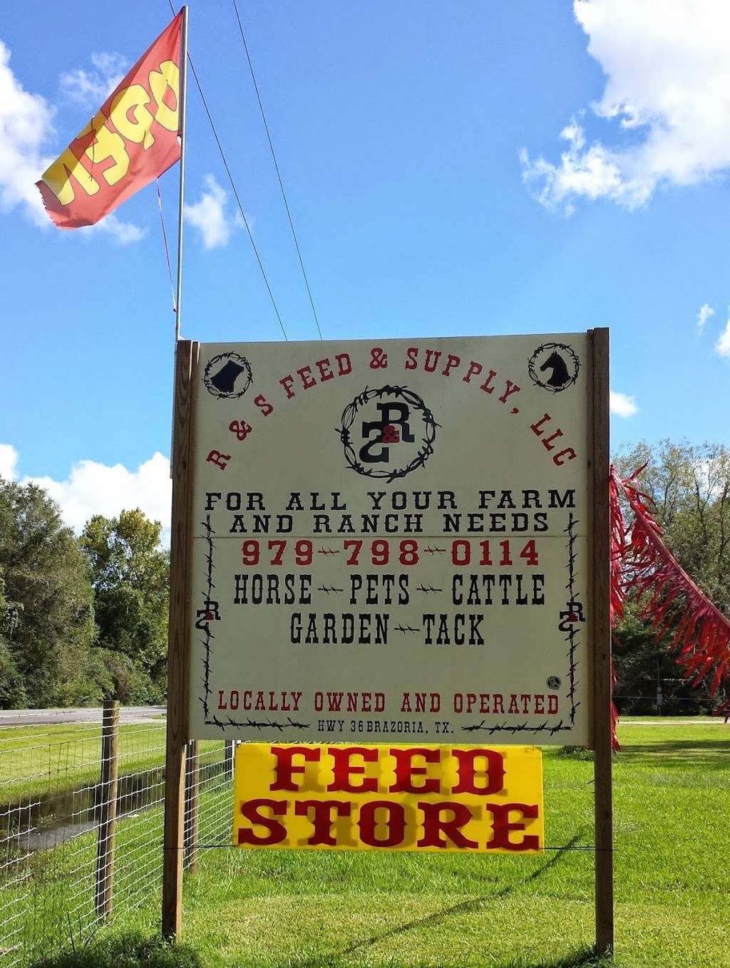 R&S FEED & SUPPLY, LLC. | 4228 County Rd 507, Brazoria, TX 77422, USA | Phone: (979) 798-0114