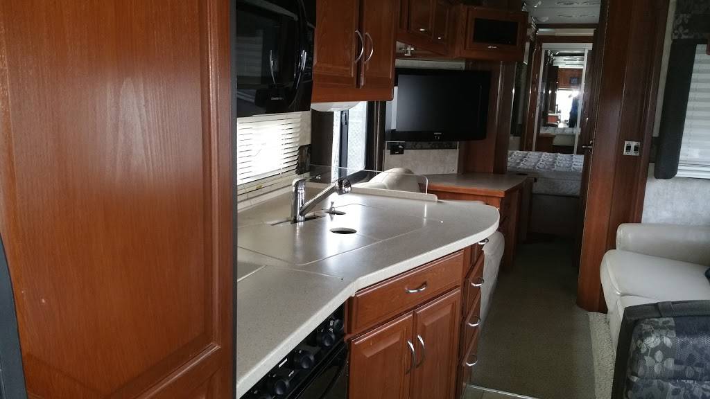 Oceans 11 RV Rentals | 1025 McFarland Ave, Wilmington, CA 90744, USA | Phone: (310) 999-9267