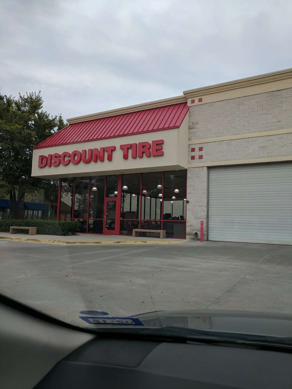 Discount Tire | 2405 E Grapevine Mills Cir, Grapevine, TX 76051, USA | Phone: (972) 539-7171