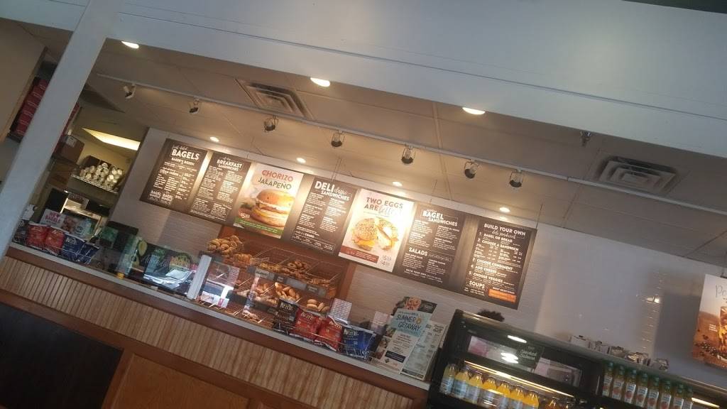 Brueggers Bagels | 8320 City Centre Dr Suite A, Woodbury, MN 55125, USA | Phone: (651) 735-7711