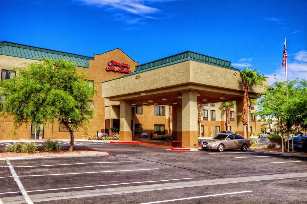 Hampton Inn & Suites Las Vegas-Henderson | 421 Astaire Dr, Henderson, NV 89014, USA | Phone: (702) 992-9292