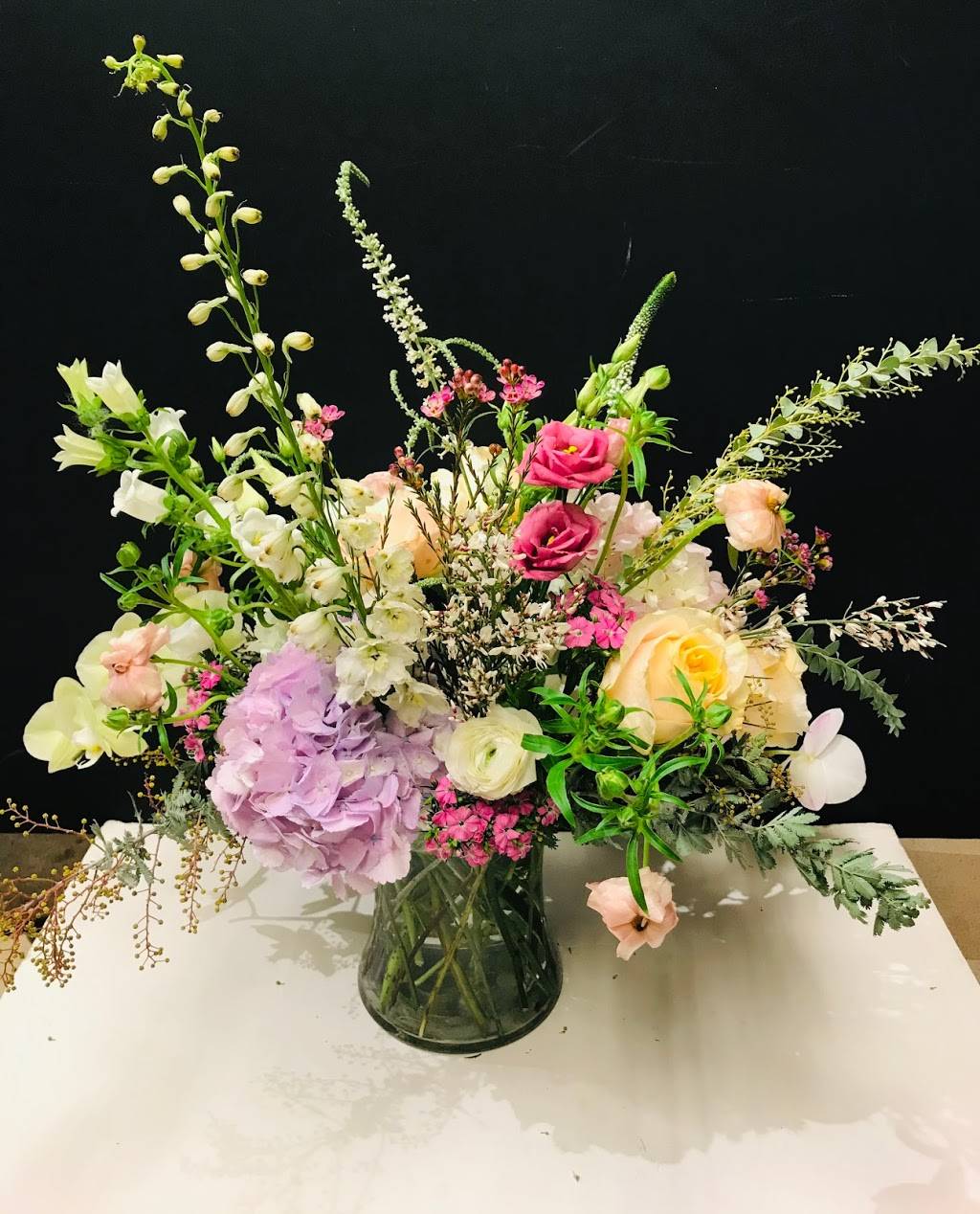 Company Flowers & Gifts Too! | 2107 N Pollard St, Arlington, VA 22207, USA | Phone: (703) 525-3062