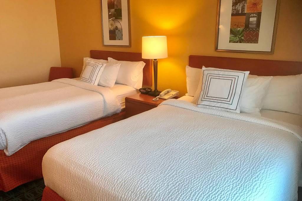 Fairfield Inn & Suites by Marriott Sacramento Airport Natomas | 2730 El Centro Rd, Sacramento, CA 95833, USA | Phone: (916) 923-7472