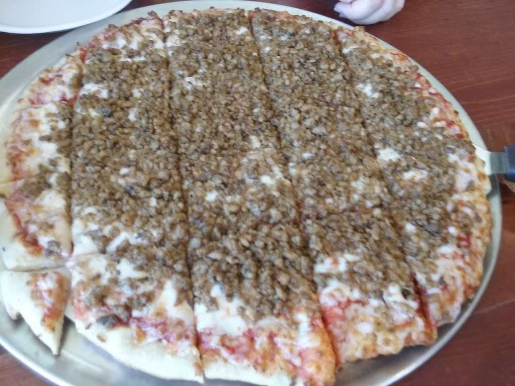 Pizza King | 2360 N Lebanon St, Lebanon, IN 46052, USA | Phone: (765) 482-5980