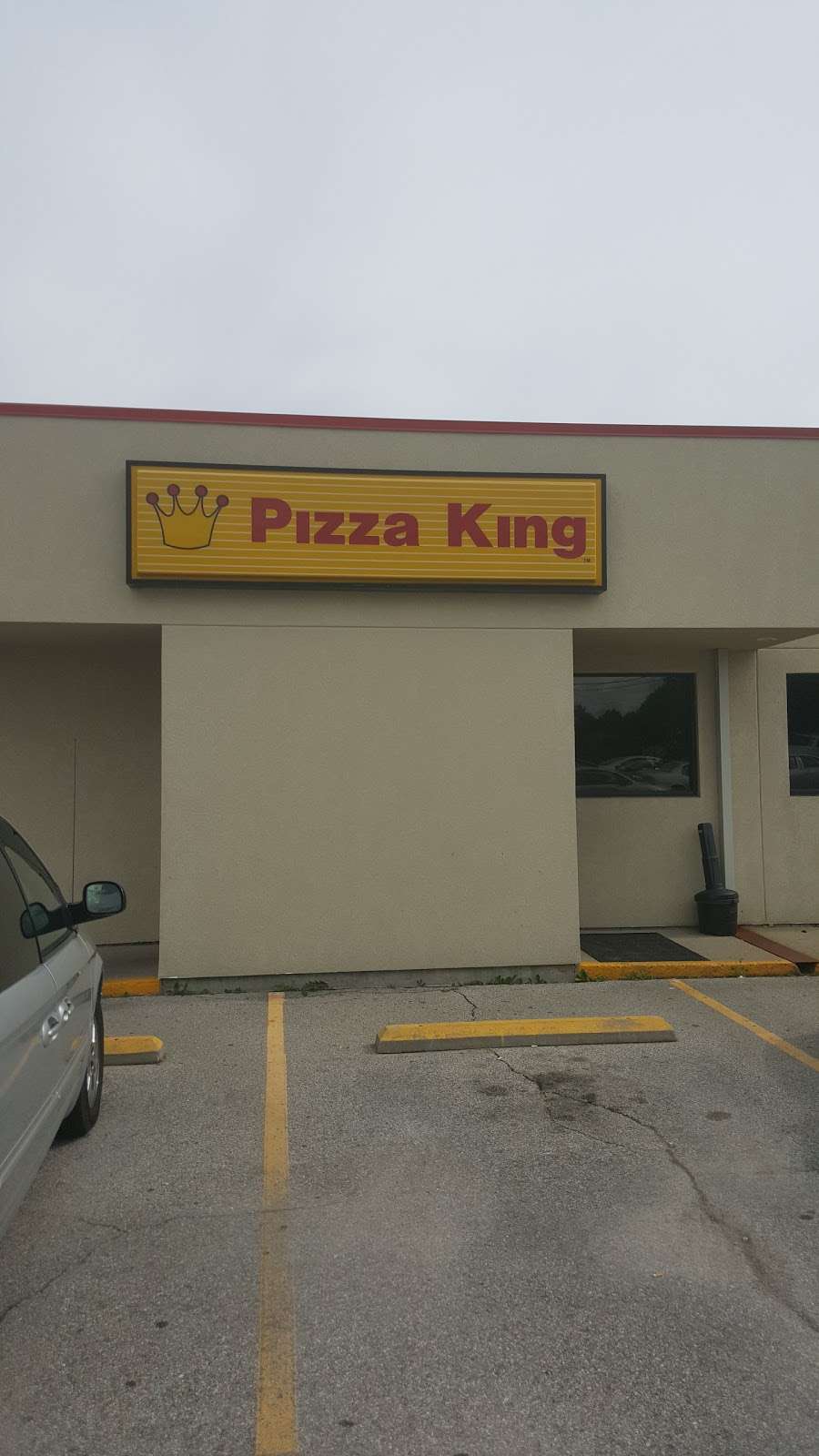 Pizza King | 3321 W Angle Rd, Pendleton, IN 46064, USA | Phone: (765) 778-7438