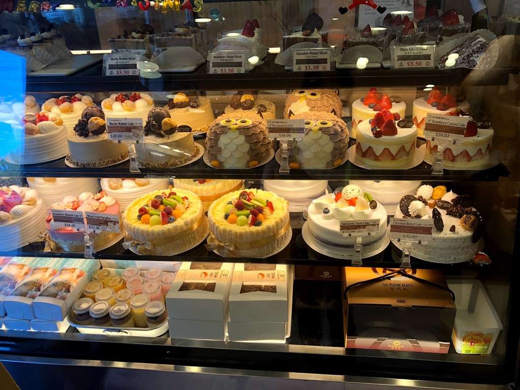 Sunmerry Bakery | 14805 Jeffrey Rd E, Irvine, CA 92618, USA | Phone: (949) 398-8066