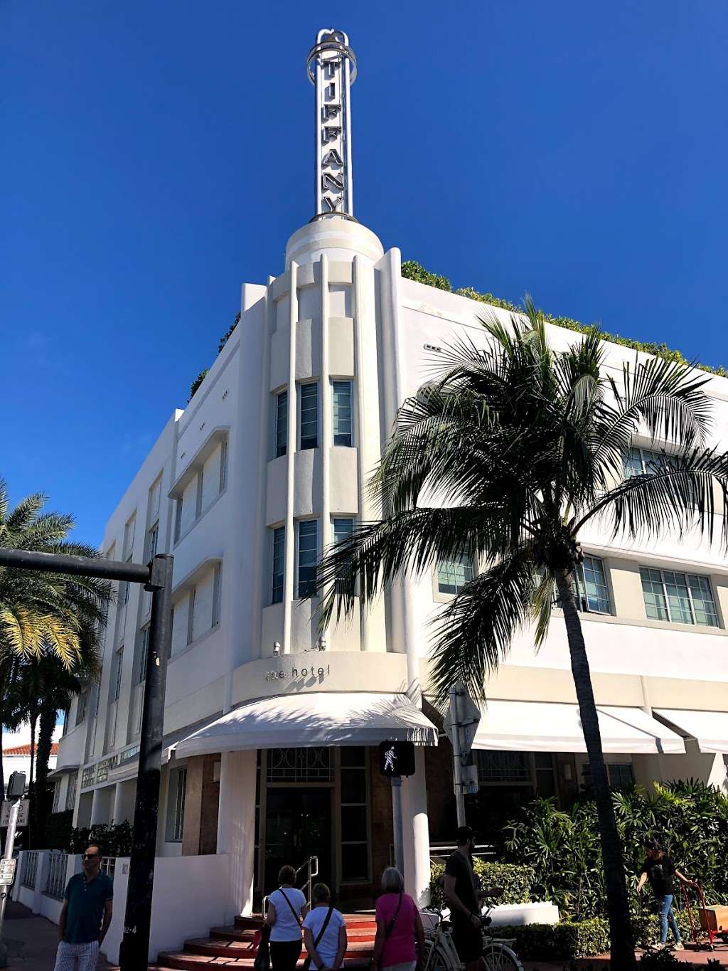 The Hotel of South Beach | 801 Collins Ave, Miami Beach, FL 33139, USA | Phone: (305) 531-2222