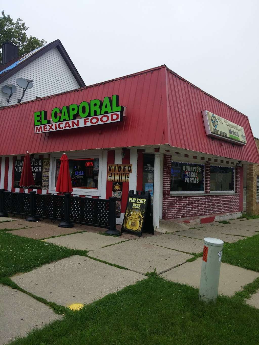 El Caporal | 622 Washington St, Waukegan, IL 60085, USA | Phone: (847) 336-9329