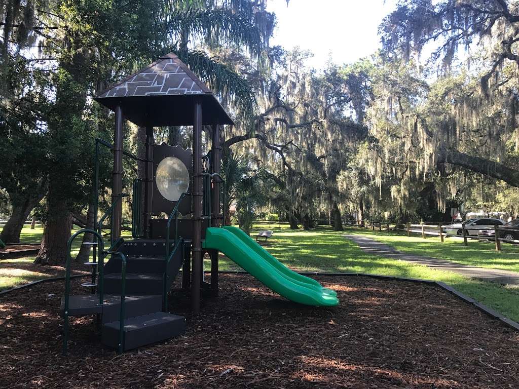 Central Park | Oakdale St, Windermere, FL 34786, USA