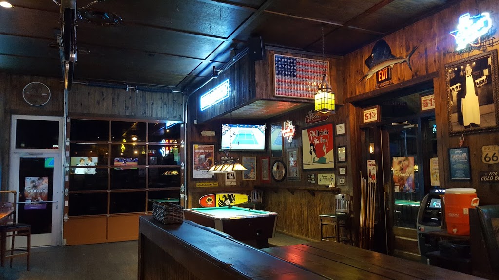Little Woodrows Parmer Bar & Grill | 6301 W Parmer Ln, Austin, TX 78729, USA | Phone: (512) 918-2337