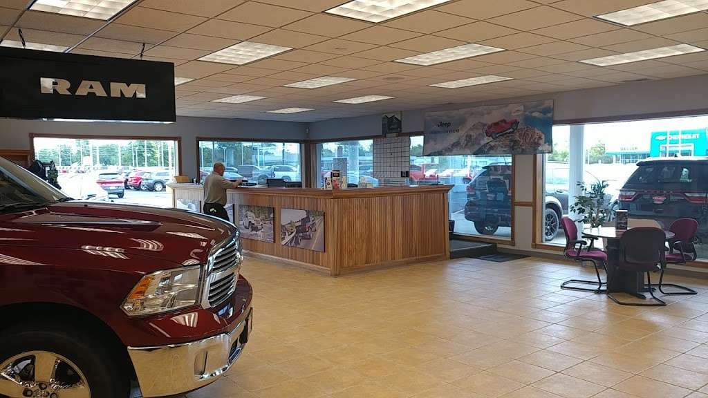 Dellen Chrysler Jeep Dodge Ram | 2640 W Main St, Greenfield, IN 46140, USA | Phone: (317) 462-9982