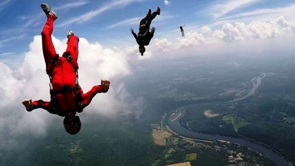 Endless Mountain Skydivers | 17 Runway Rd, Tunkhannock, PA 18657, USA | Phone: (570) 335-7628