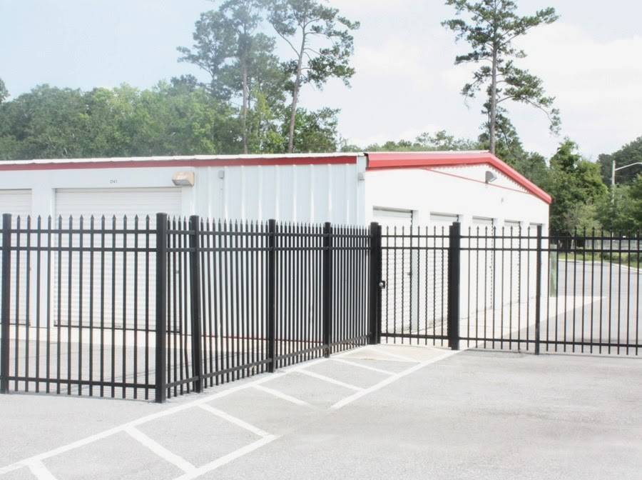 Jacksonville Self Storage | 10724 Lem Turner Rd, Jacksonville, FL 32218, USA | Phone: (904) 766-0001