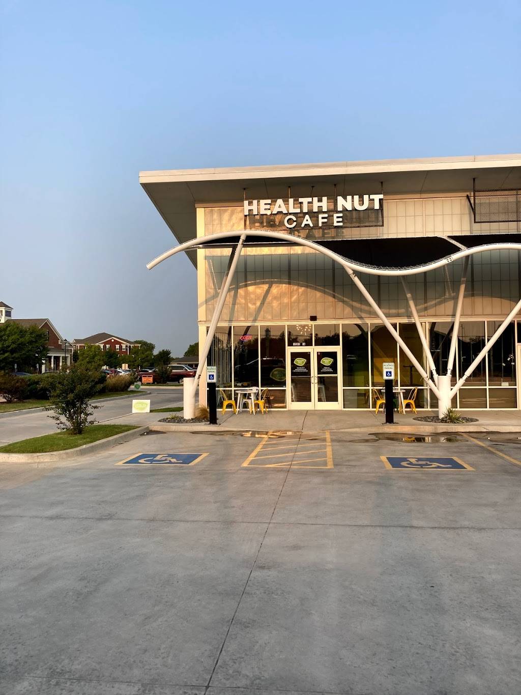 Health Nut Cafe (South Western Ave.) | 12201 S Western Ave, Oklahoma City, OK 73170, USA | Phone: (405) 676-8777