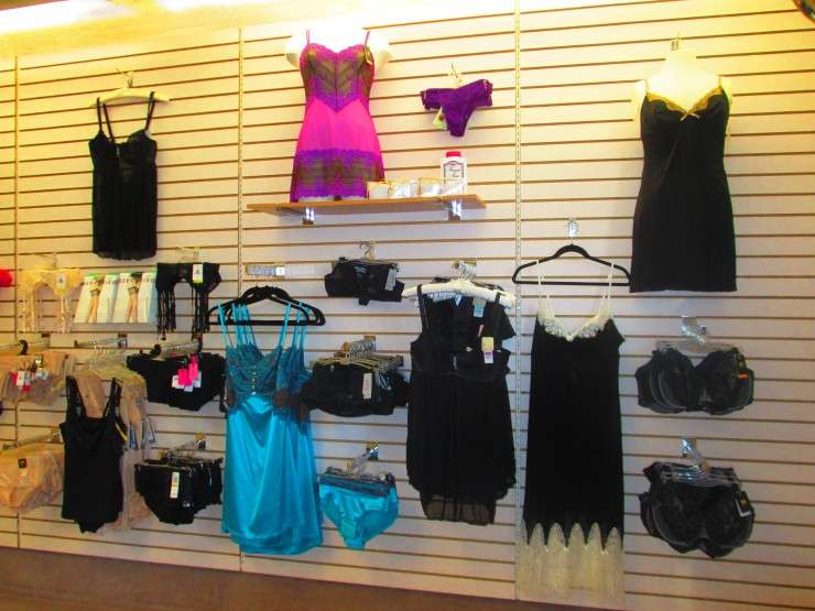 Bra Savvy | 435 NJ-34, Matawan, NJ 07747, USA | Phone: (732) 583-3878