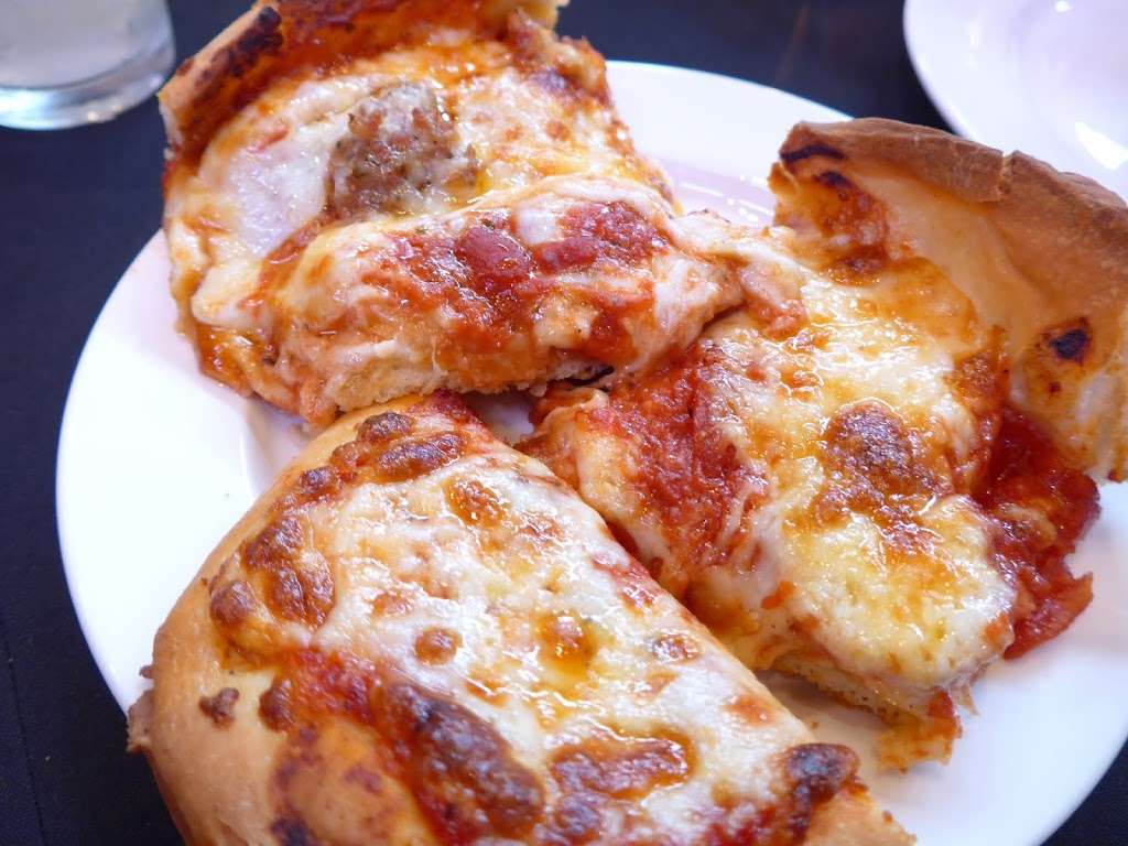 Connies Pizza | 2373 S Archer Ave, Chicago, IL 60616, USA | Phone: (312) 326-3443