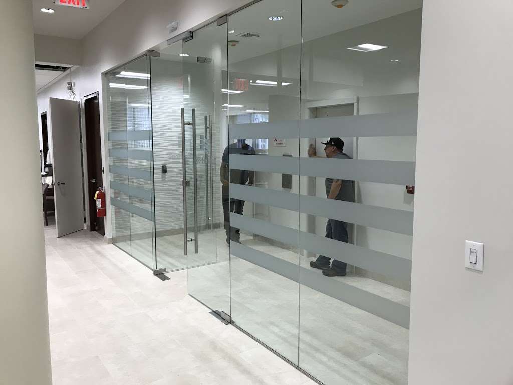 신유리 Deity Glass Inc | Glasses, Glass Store, Shower Door, Commerc | 1406, 125 E Columbia Ave, Palisades Park, NJ 07650, USA | Phone: (201) 941-8383