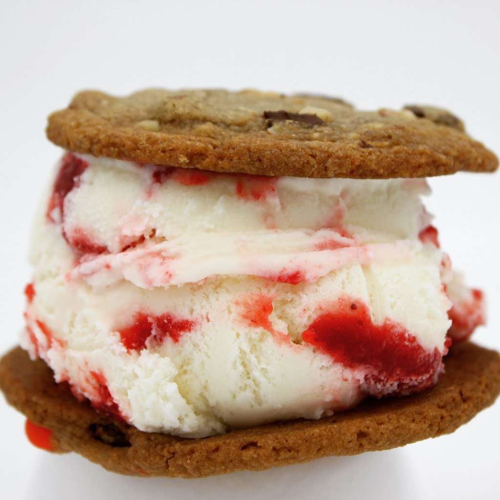 Sweet Addictions, Cookies & Ice Cream | 2291 N Green Valley Pkwy, Henderson, NV 89014, USA | Phone: (702) 570-6084