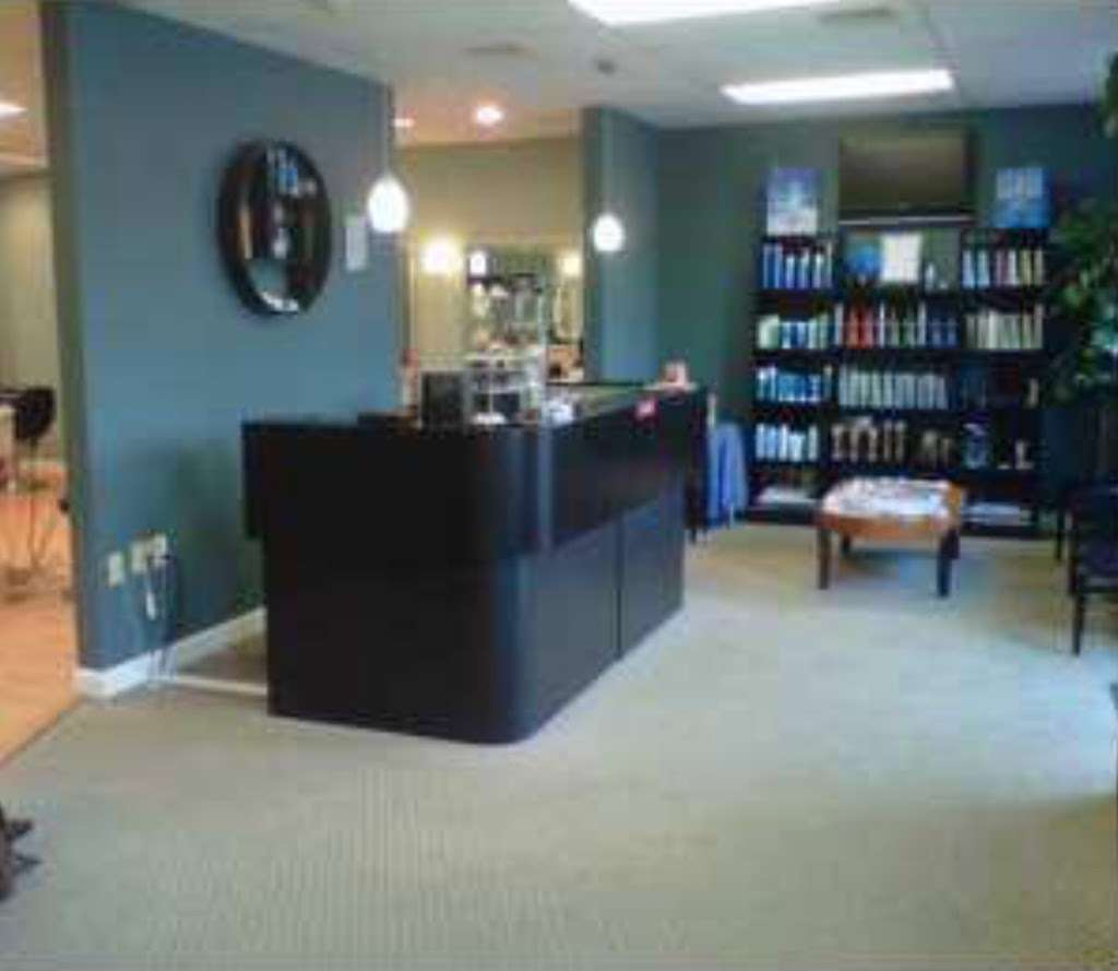 Salon Bella | 590 Reed Rd, Broomall, PA 19008, USA | Phone: (610) 353-9133