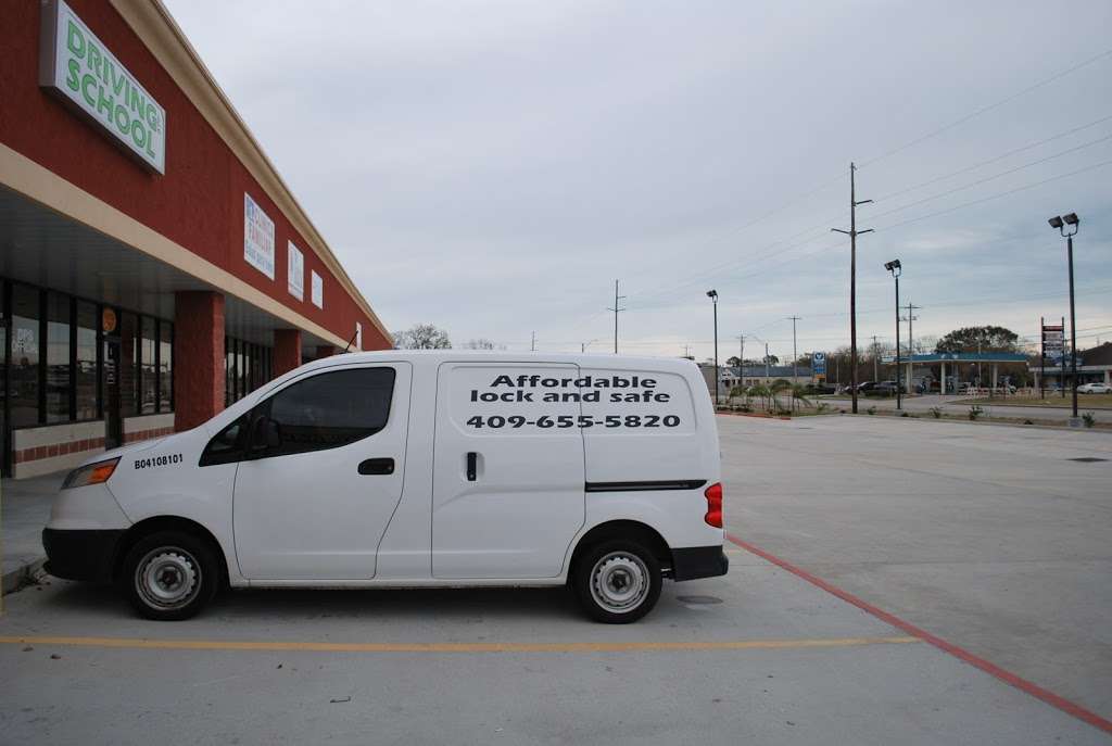 Affordable Lock and Safe | 2504 25th Ave N Suite #2, Texas City, TX 77590 | Phone: (409) 502-3238