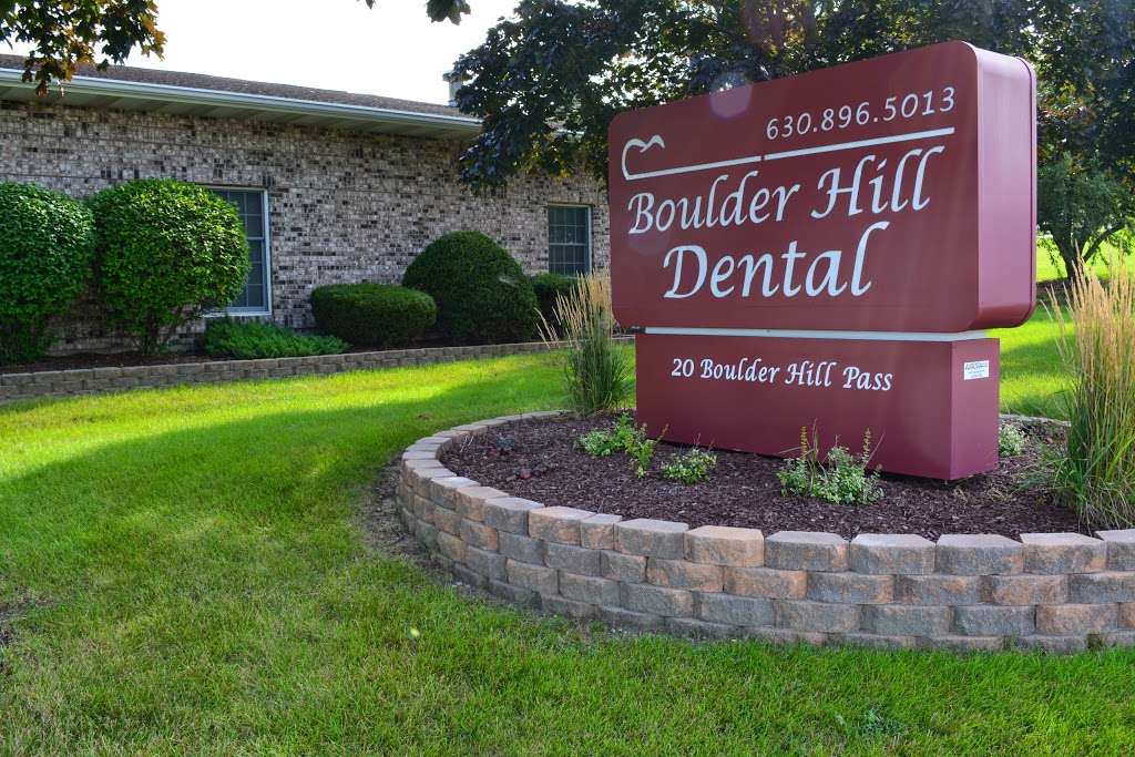 Boulder Hill Dental | 20 Boulder Hill Pass, Montgomery, IL 60538, USA | Phone: (630) 896-5013