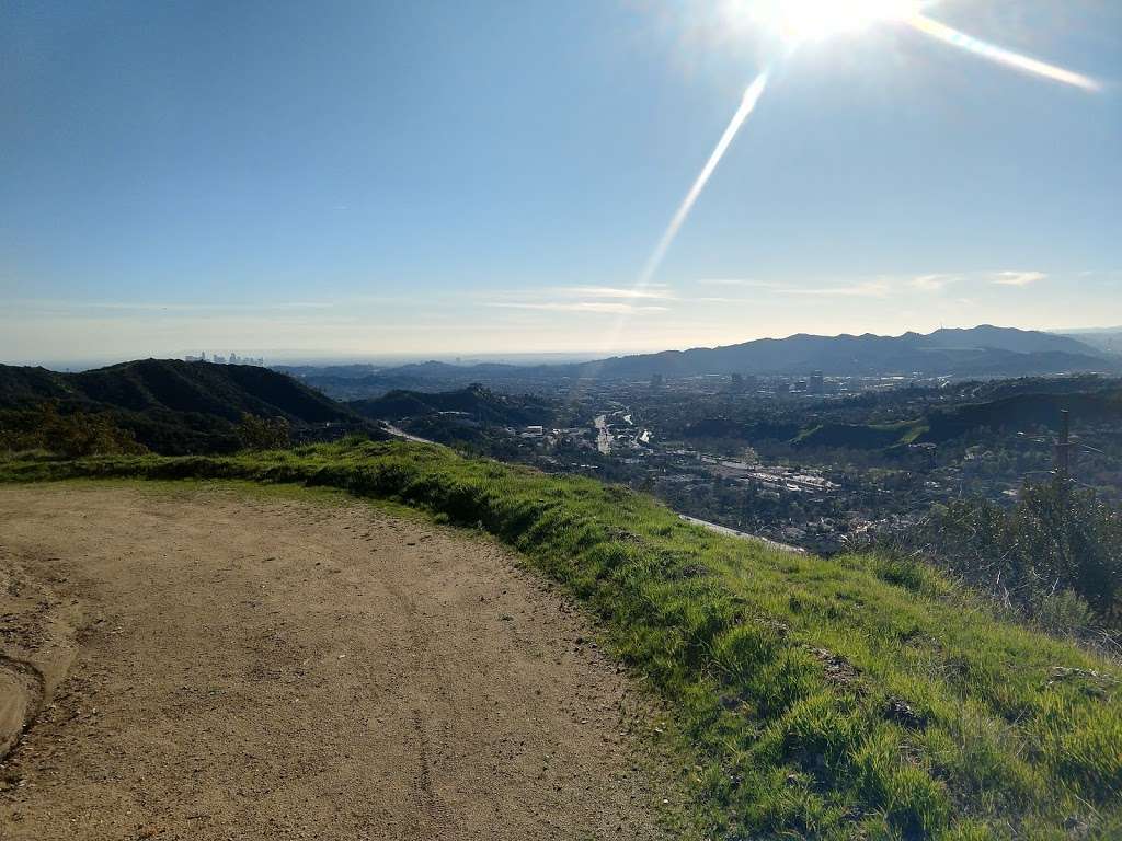 San Rafael Hill | Ridge Motorway, Glendale, CA 91208, USA