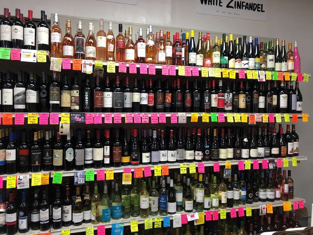 Plainview Wine & Liquor Store | 1028B, Old Country Rd, Plainview, NY 11803, USA | Phone: (516) 937-9269