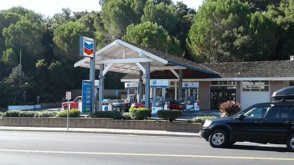 Chevron Woodside | 2950 Woodside Rd, Woodside, CA 94062, USA | Phone: (650) 851-1771