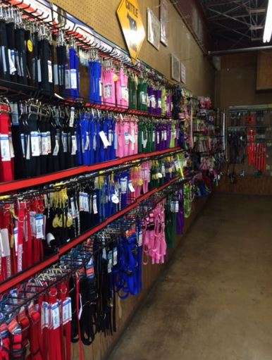 Locke Hill Feed, Pet, & Lawn Supply | 4927 Golden Quail #105, San Antonio, TX 78240 | Phone: (210) 691-2351