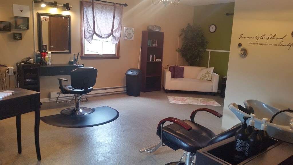Crystals Hair Salon | 46 Old Colebrook Rd, Marietta, PA 17547, USA | Phone: (717) 203-8970