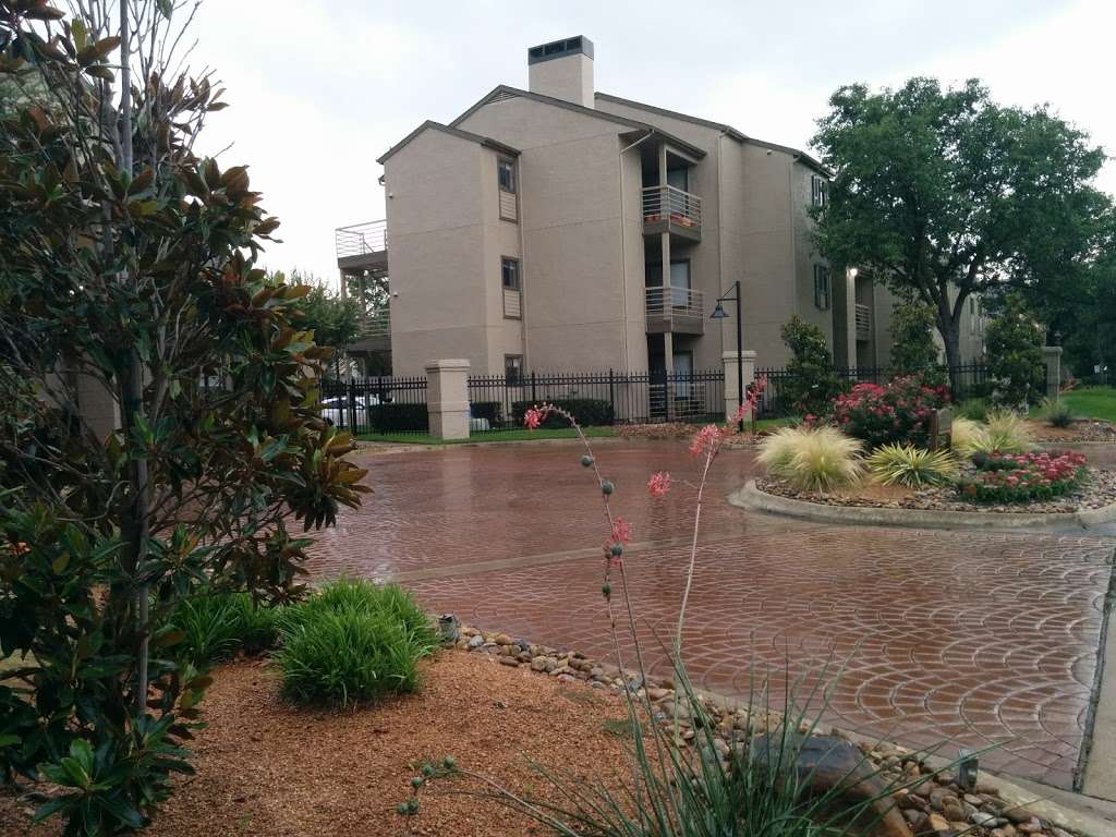 Casa Valley Apartments | 500 Santa Fe Trail, Irving, TX 75063, USA | Phone: (972) 628-6480