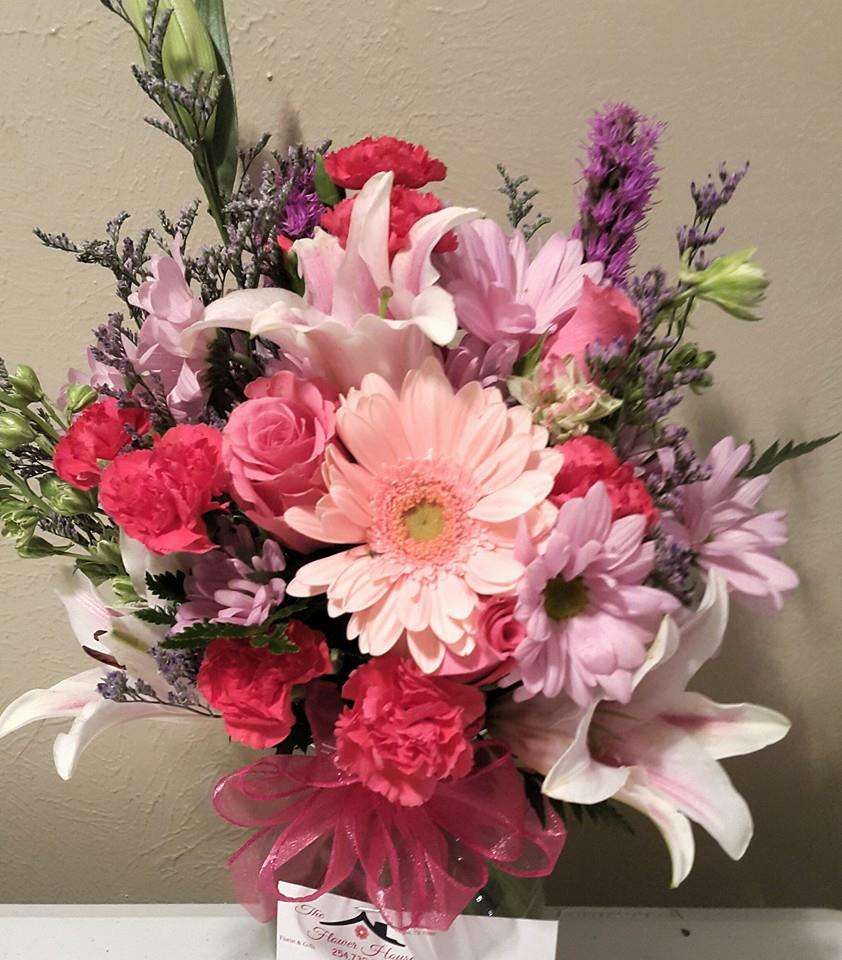 Lindas Floral | 307 Wollard Blvd, Richmond, MO 64085, USA | Phone: (800) 368-2502