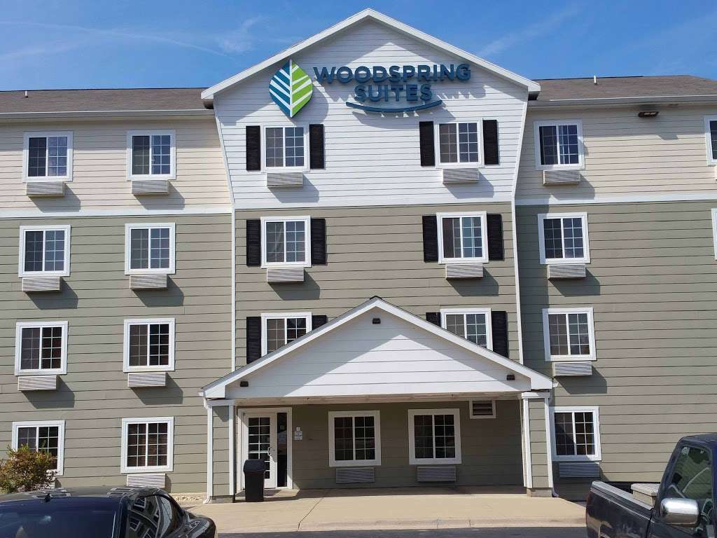 WoodSpring Suites Kansas City South | 11301 Colorado Ave, Kansas City, MO 64137, USA | Phone: (816) 761-4545