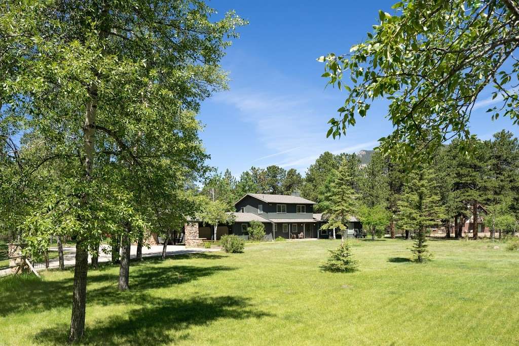 The River Ranch - Rocky Mountain National Park Vacation Home | 1735 Lower Broadview Rd, Estes Park, CO 80517, USA | Phone: (970) 820-0118