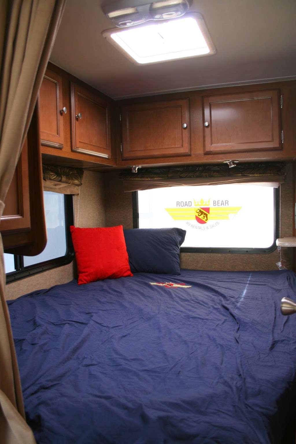 Road Bear RV Rentals & Sales | 7685 Dahlia St, Commerce City, CO 80022, USA | Phone: (720) 570-1100