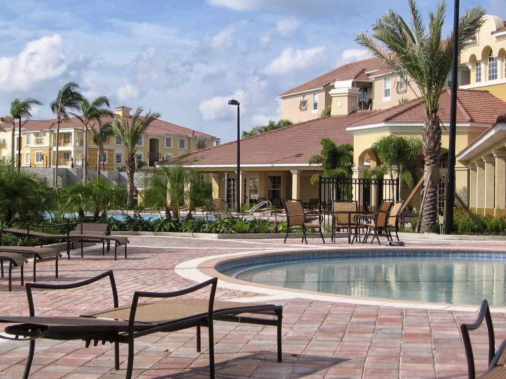 Orange Tree at Vista Cay | 9700 Universal Blvd, Orlando, FL 32819, USA | Phone: (740) 504-7190