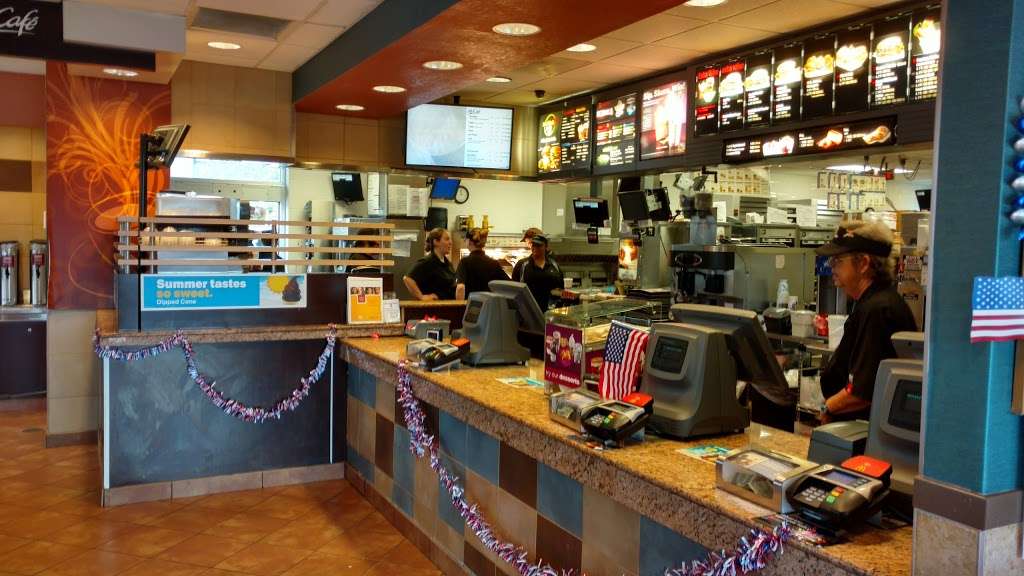 McDonalds | 4080 Wedgewood Ln, The Villages, FL 32162, USA | Phone: (352) 753-7360