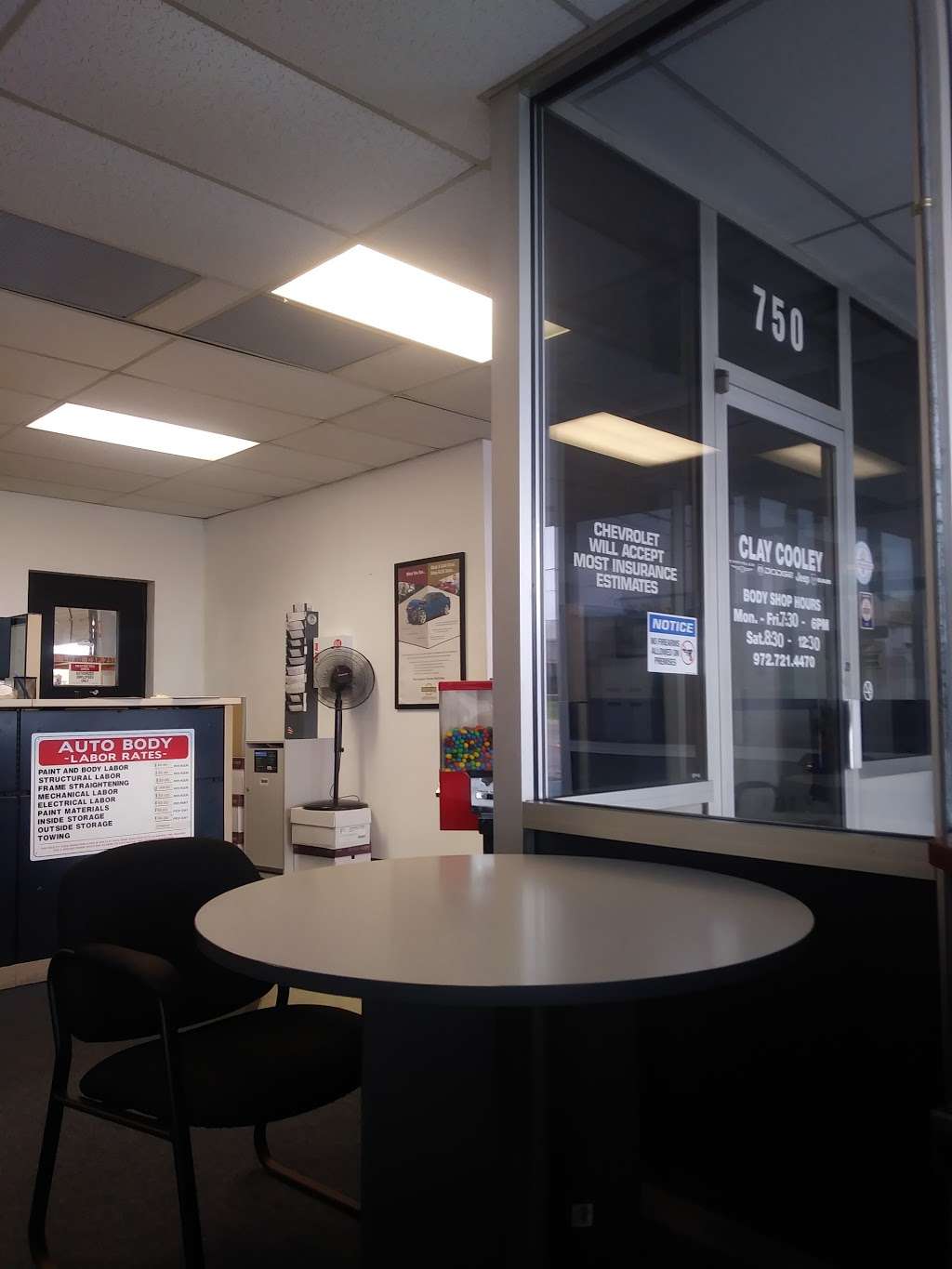 Clay Cooley Nissan Collision Center | 750 Rose St, Irving, TX 75062, USA | Phone: (972) 721-4470