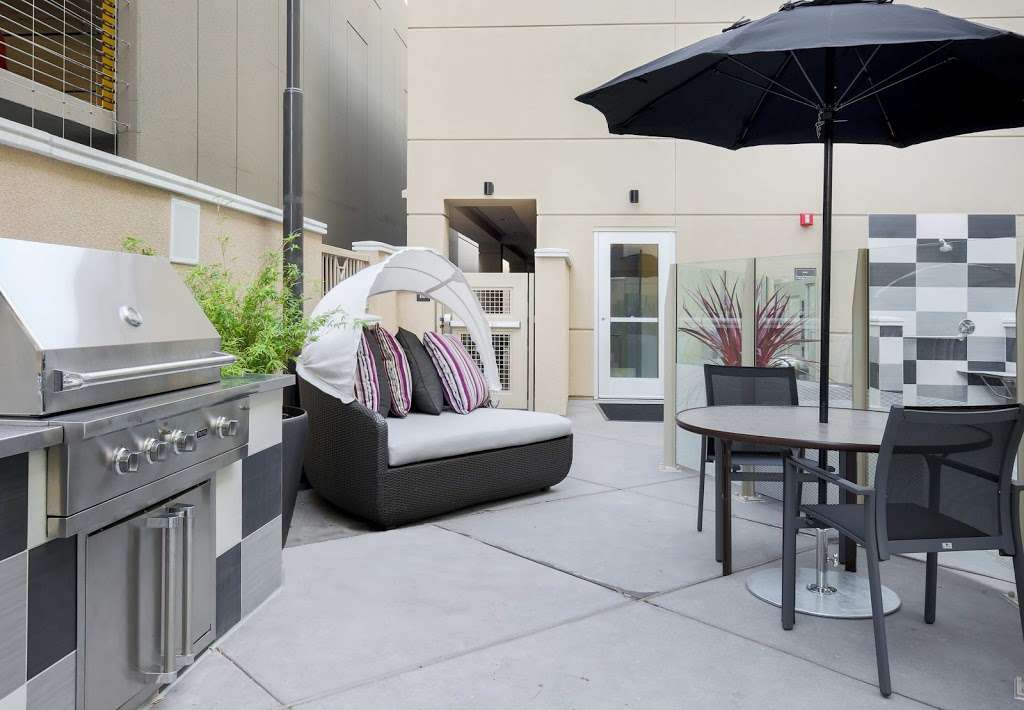 Residence Inn by Marriott San Jose Airport | 10 Skyport Dr, San Jose, CA 95110, USA | Phone: (408) 650-0580