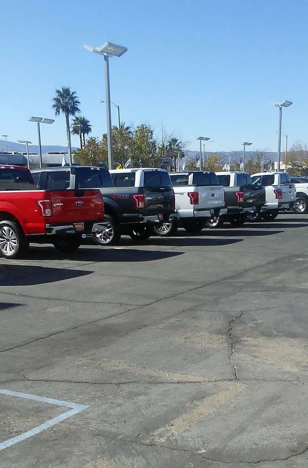 Quick Lane at Antelope Valley Ford Lincoln | 1101 Auto Mall Dr, Lancaster, CA 93534 | Phone: (661) 940-6062