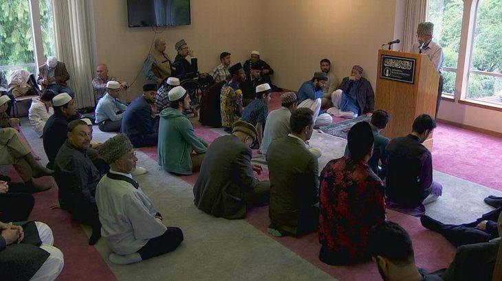 Ahmadiyya Muslim Community | 9925 SW 35th Dr, Portland, OR 97219, USA | Phone: (503) 246-0813