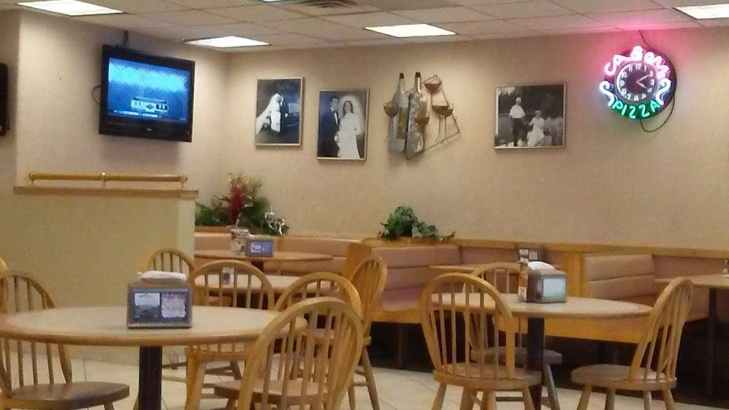 A&M Pizza Restaurant | 1705 E Cumberland St, Lebanon, PA 17042, USA | Phone: (717) 273-0300