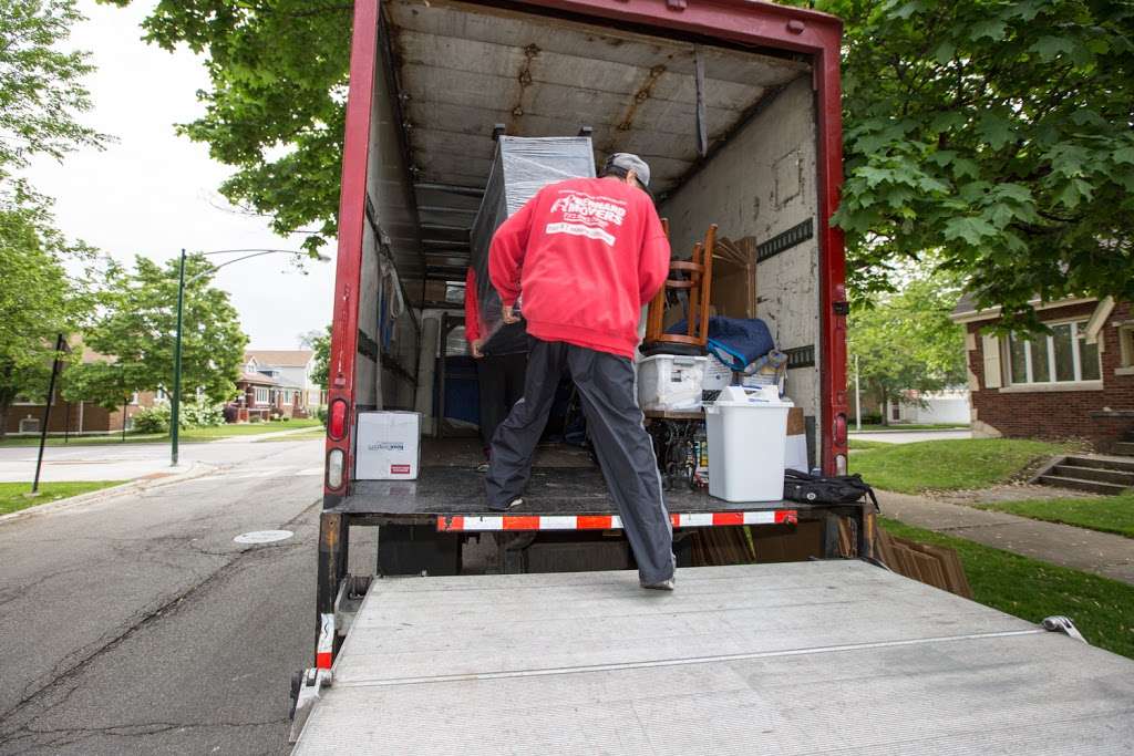 Bernard Movers | 5749 W Belmont Ave, Chicago, IL 60634 | Phone: (773) 883-0780