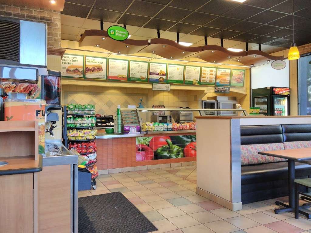 Subway Restaurants | 722 N Brea Blvd Suite D, Brea, CA 92821, USA | Phone: (714) 529-7565