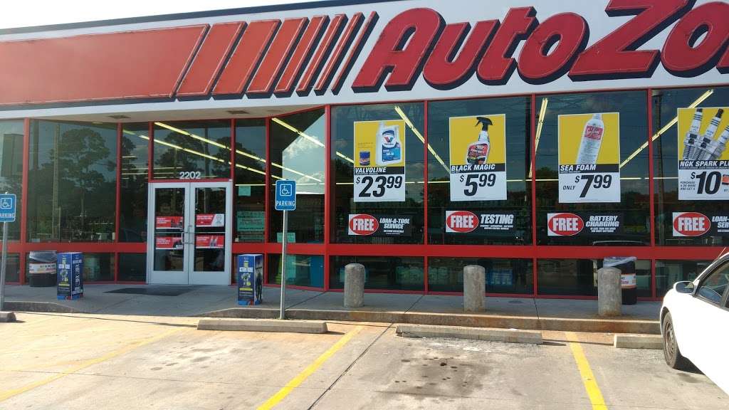 AutoZone Auto Parts | 2202 W 43rd St, Houston, TX 77018, USA | Phone: (713) 957-1192